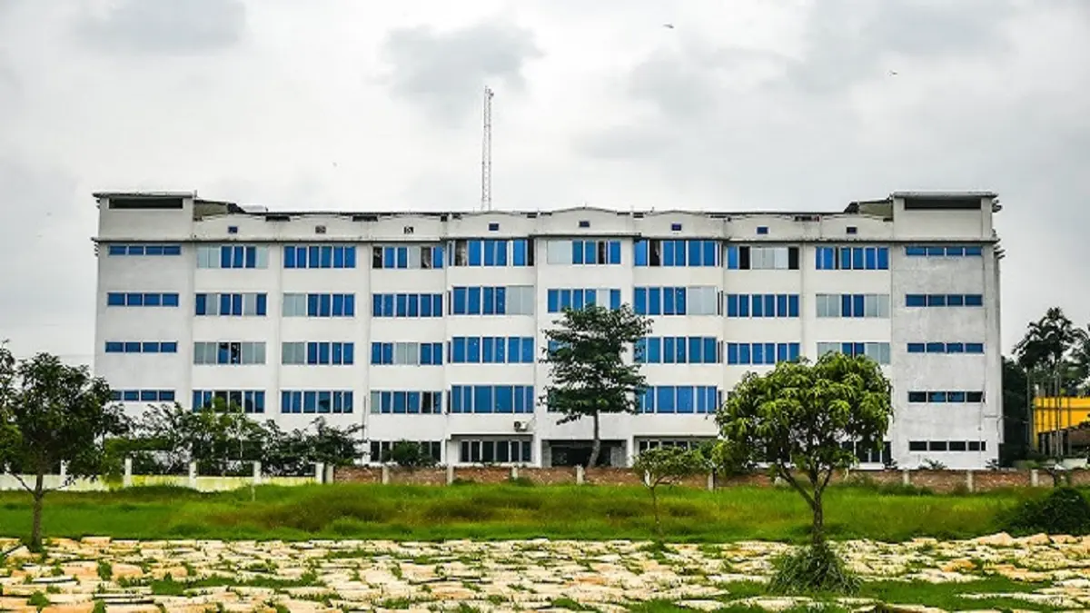MR Institute of Nursing Parganas