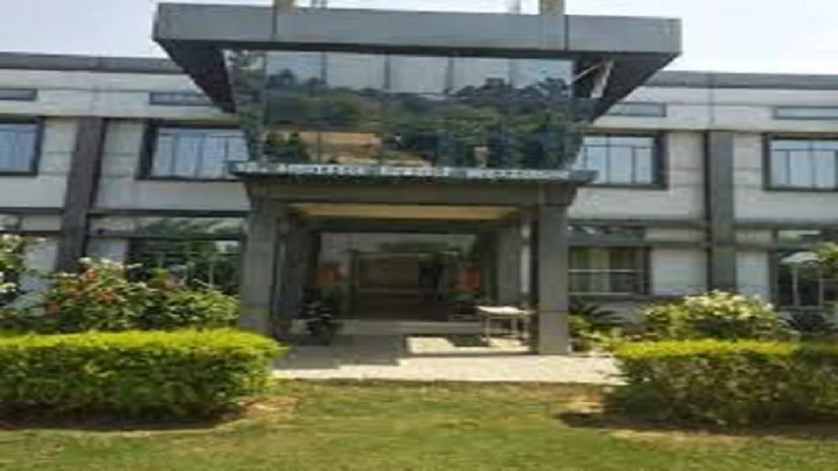 Ch. Bhagmal School of Nursing Hisar