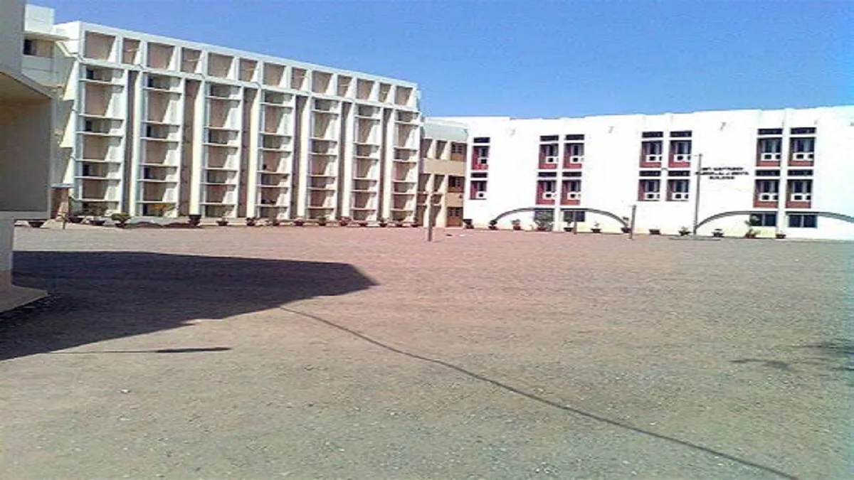 Excel School of Nursing Bhavnagar