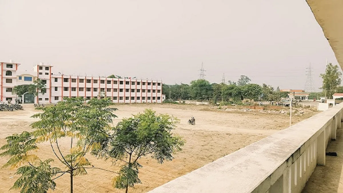 SVM Nursing College Pratapgarh