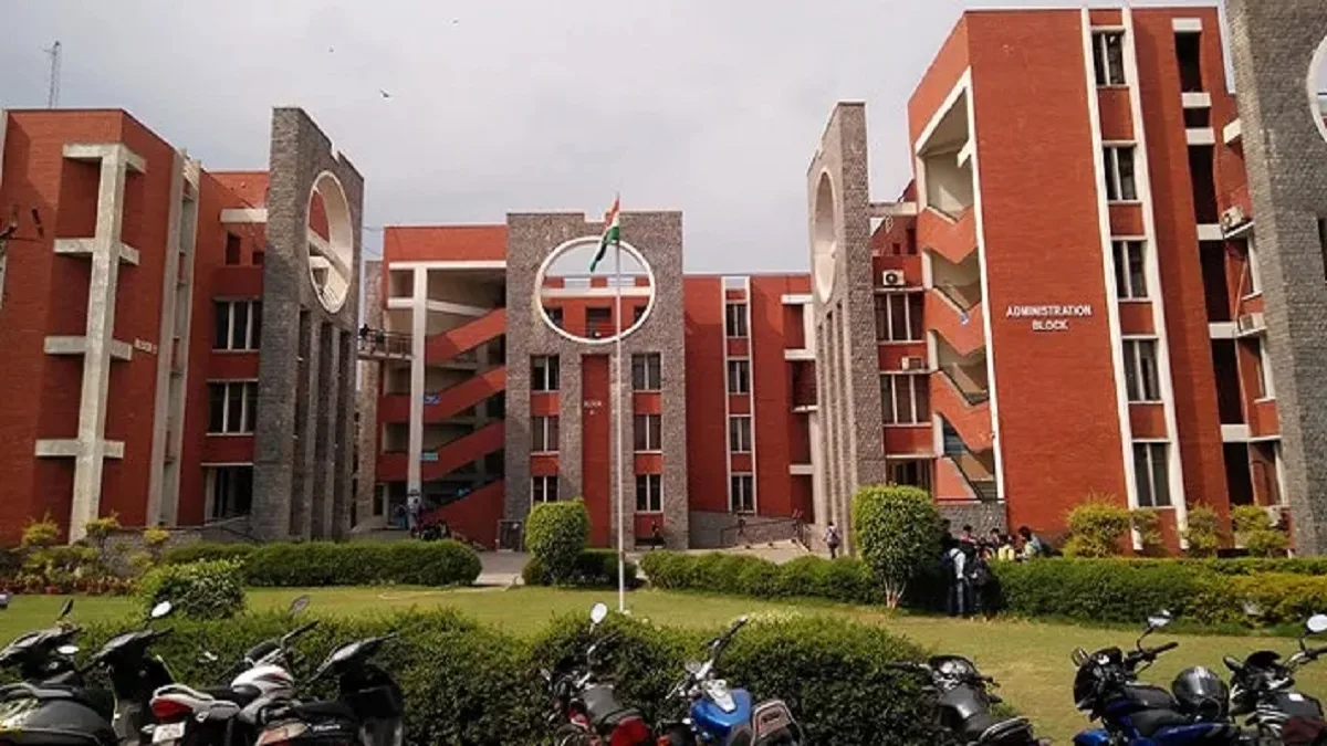 Dr Akhilesh Das Gupta Institute of Technology and Management Delhi